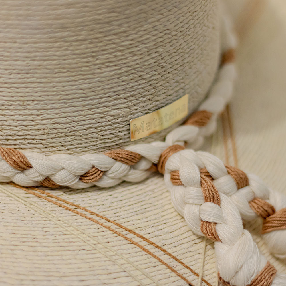 Hand embroidered hat with crossed triangules. Hand made strip in Ivory / beige color