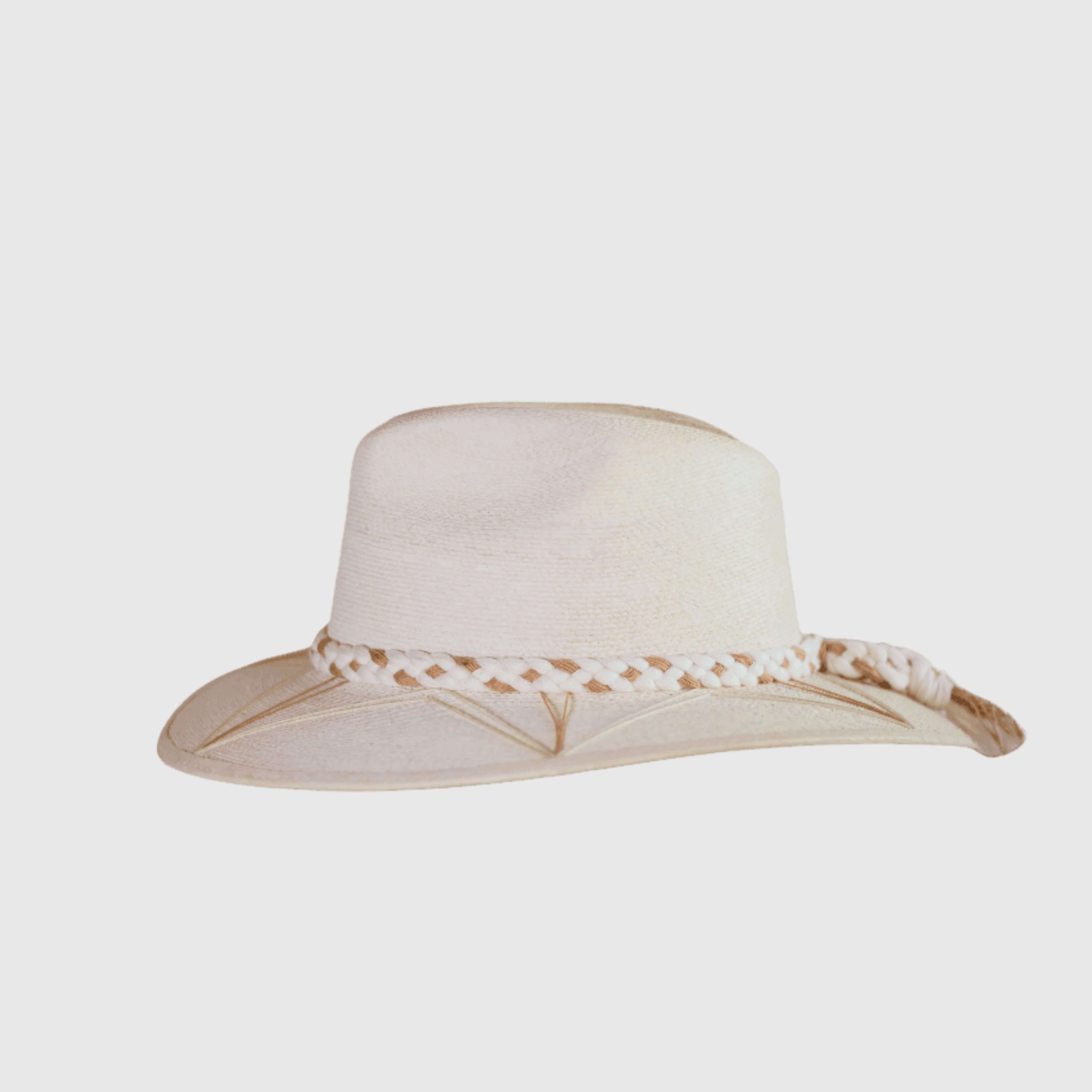 Hand-embroidered hat made of cotton threads and natural premium palm